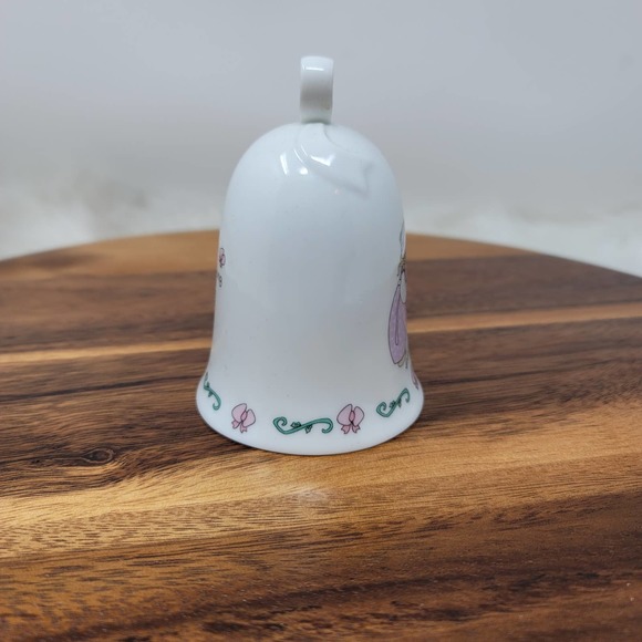 Precious Moments Vintage Winter Song Bell - Picture 4 of 6